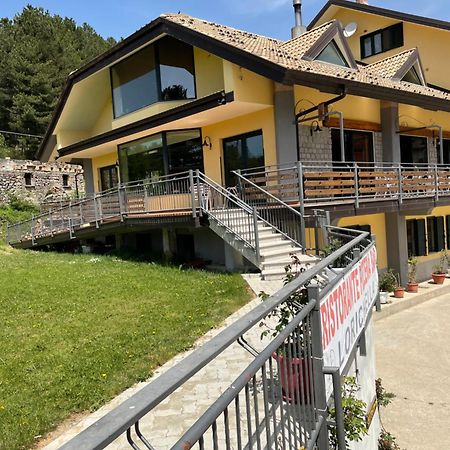 Hotel Fd Lorichella Lorica Exterior foto